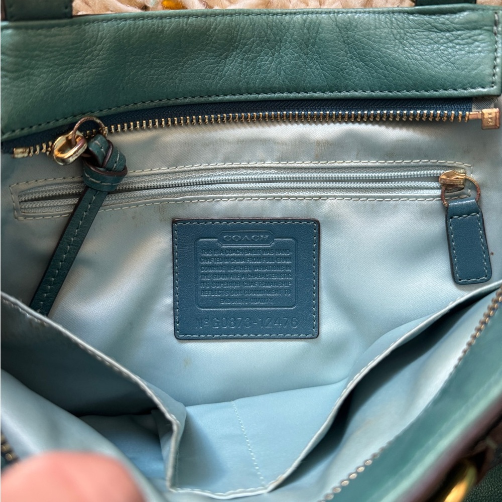 Vintage Coach Teal Pleated Hamptons Leather Shoulder/Carryall Bag - Picture 4 of 9